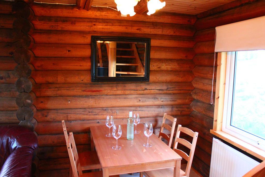 Akureyri Log Cottage Εξωτερικό φωτογραφία